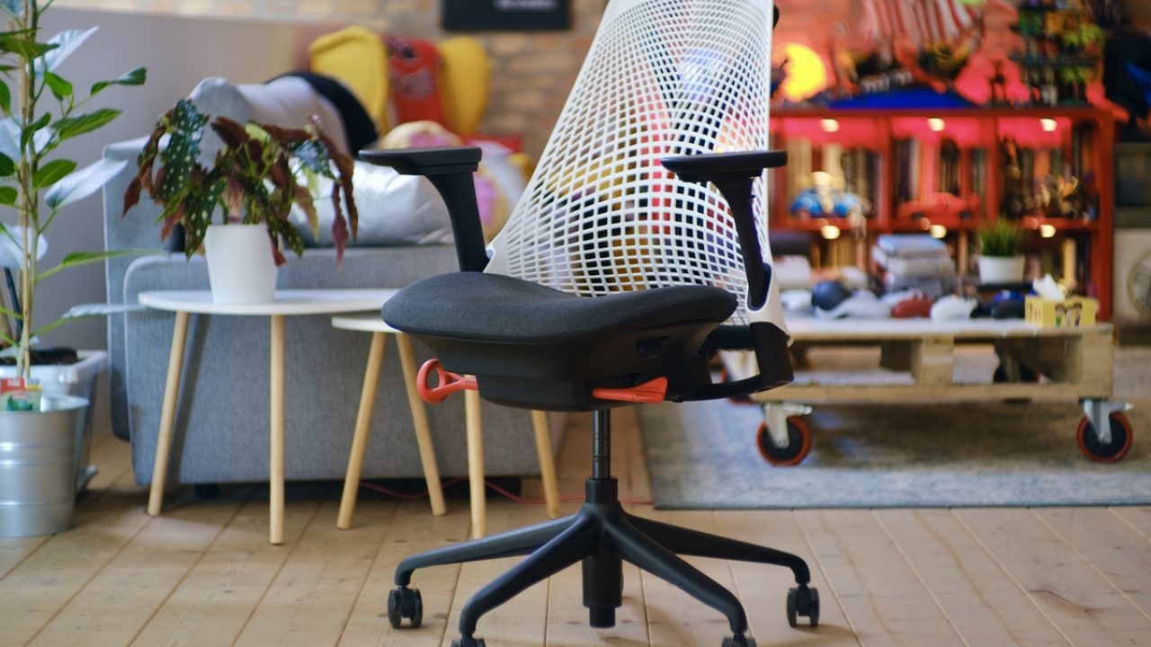 Herman Miller Sayl, recensione: una sedia da gaming finalmente ergonomica