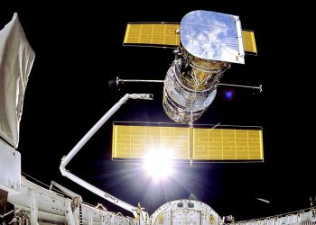Il telescopio spaziale Hubble è tornato operativo: la NASA ha risolto tutti i problemi
