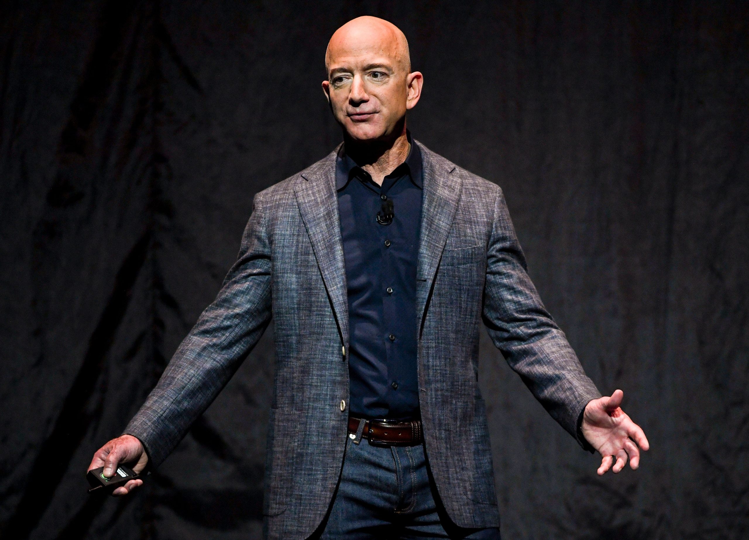 Il Signore degli Anelli: Gli Anelli del Potere – Jeff Bezos ha rivelato: “Mio figlio mi ha detto di non fare casini”