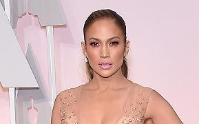 Atlas: Jennifer Lopez protagonista del film sci-fi di Netflix