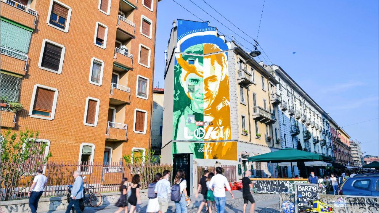 Loki: lo straordinario murale di Lucamaleonte e due divertenti featurette
