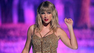 Taylor Swift: il suo film concerto batte Spider-Man: No Way Home come record di prevendite