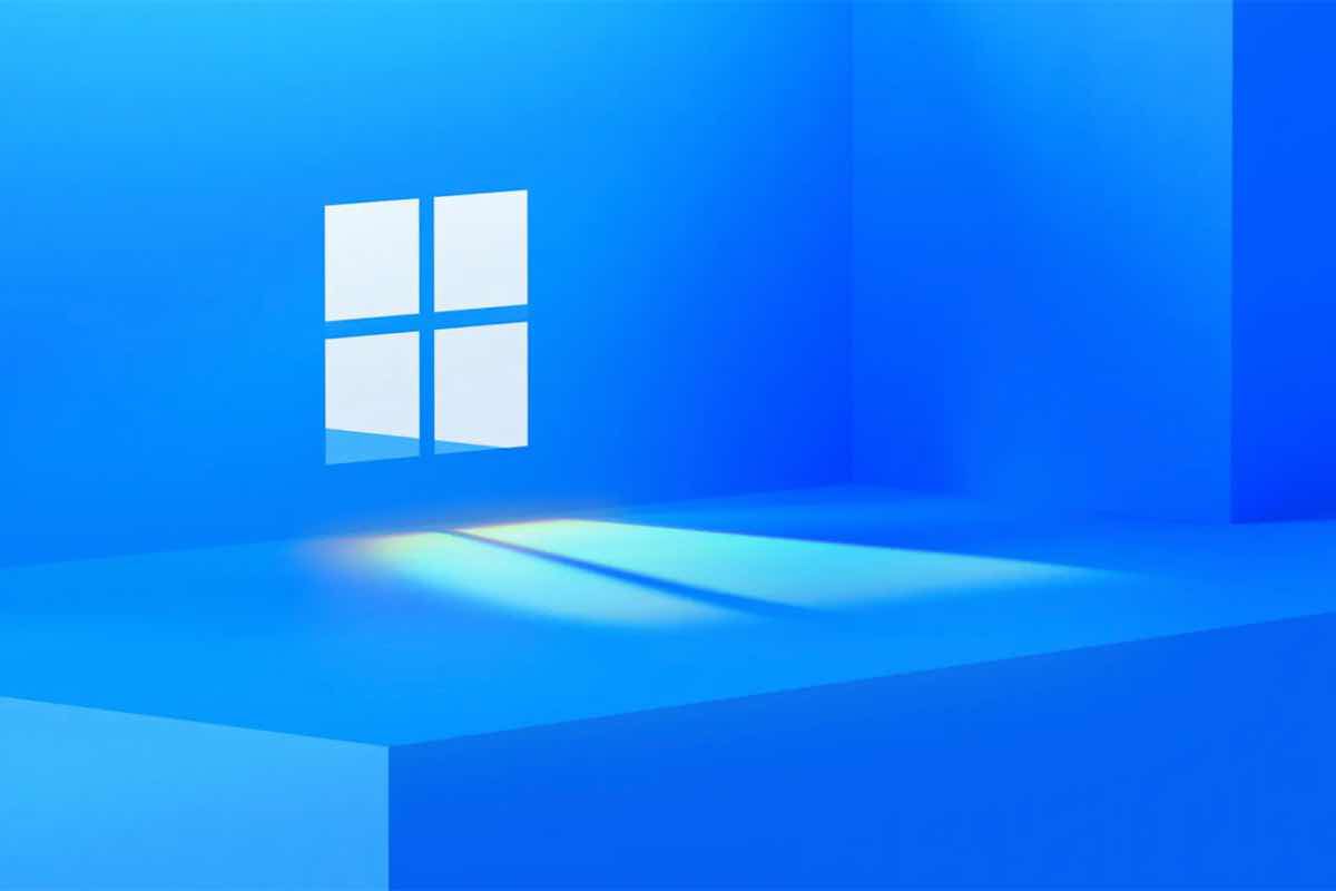 Windows 11: anche il Blocco Note si rifà il trucco, arriva il Tema Scuro