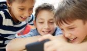 Bambini sui social: cosa sappiamo su quello che fanno i minori sul web e come intervenire