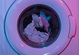 Fare il bucato nello spazio: un nuovo detersivo realizzato dal noto marchio Tide