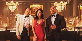 Red Notice: nuova foto con Dwayne Johnson, Gal Gadot e Ryan Reynolds dal film Netflix