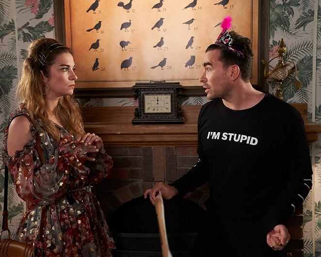 Dan Levy e Annie Murphy: chi sono gli attori-rivelazione di Schitt’s Creek