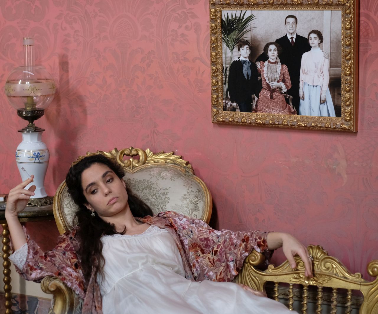 Qui rido io: clip e foto del film in Concorso a Venezia 78