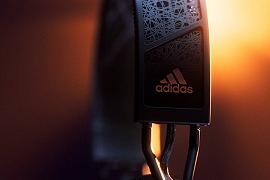 Adidas: in arrivo le cuffie ecosostenibili wireless nel 2022