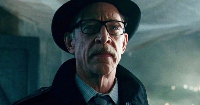 J.K. Simmons rivela: “Dopo Justice League avrei dovuto fare il Commissario Gordon per altri due film”