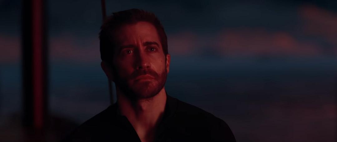 Jake Gyllenhaal pensa che farsi la doccia sia sopravvalutato
