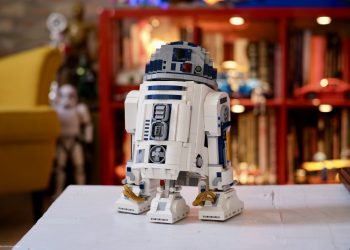 LEGO R2-D2 75308: la recensione del nuovo set dedicato al droide più amato della galassia