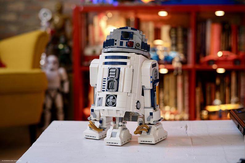 LEGO R2-D2 75308: la recensione del nuovo set dedicato al droide più amato della galassia