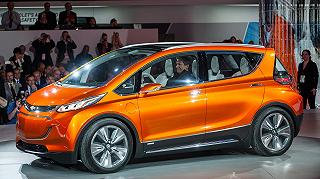 Contrordine, la Chevrolet Bolt non va in pensione! Arriva una nuova versione con batterie Ultium