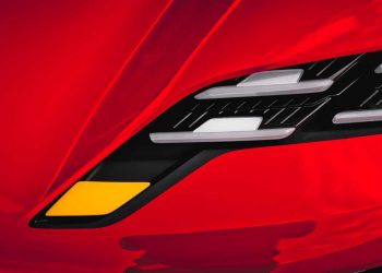 Porsche Boxster elettrica: un teaser preannuncia una presentazione imminente?
