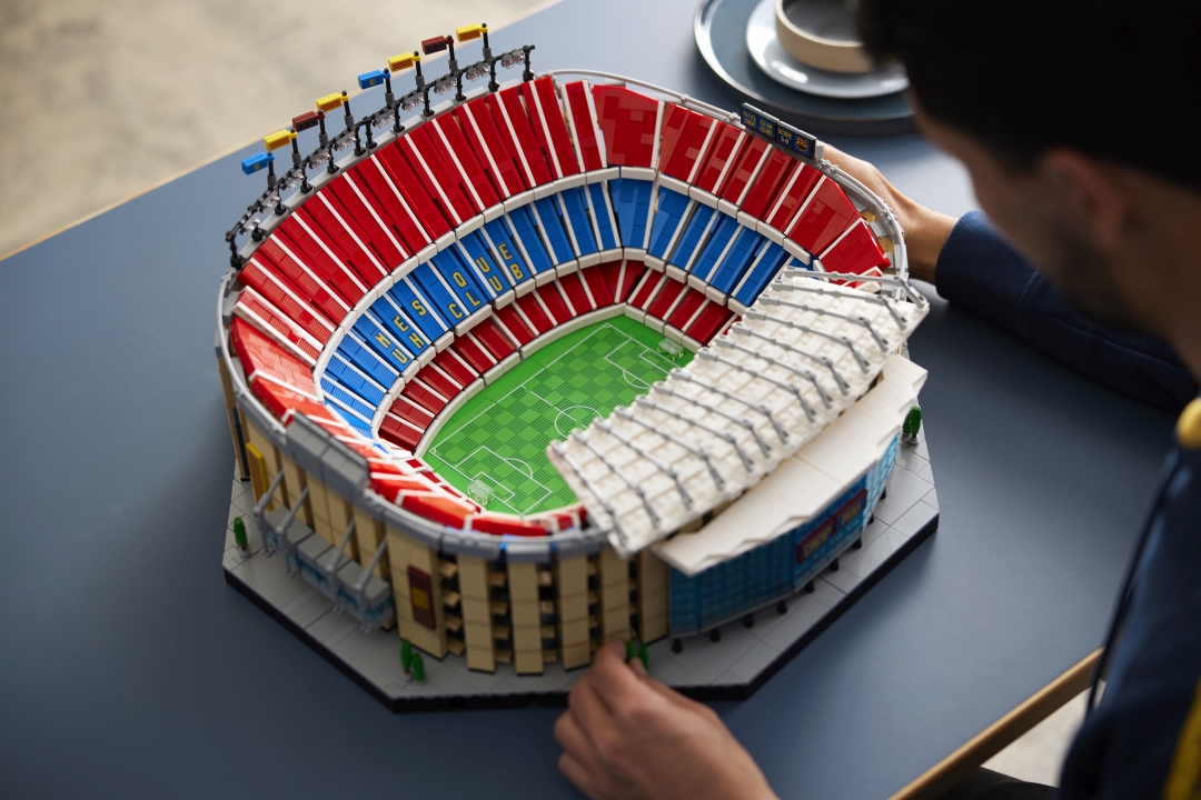 LEGO Camp Nou, annunciato il nuovo stadio LEGO 10284 dedicato all’FC Barcelona