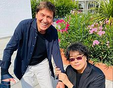 Gianni Morandi ha incontrato Bong Joon-ho: “Mi ha cantato In ginocchio da te”