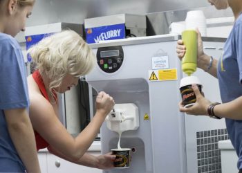 McDonald: macchine per i gelati McFlurry sempre guaste, aperta un'indagine negli USA