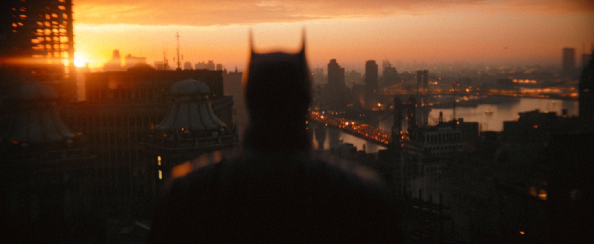 The Batman, mostrato il nuovo oscuro trailer dell’atteso film di Matt Reeves