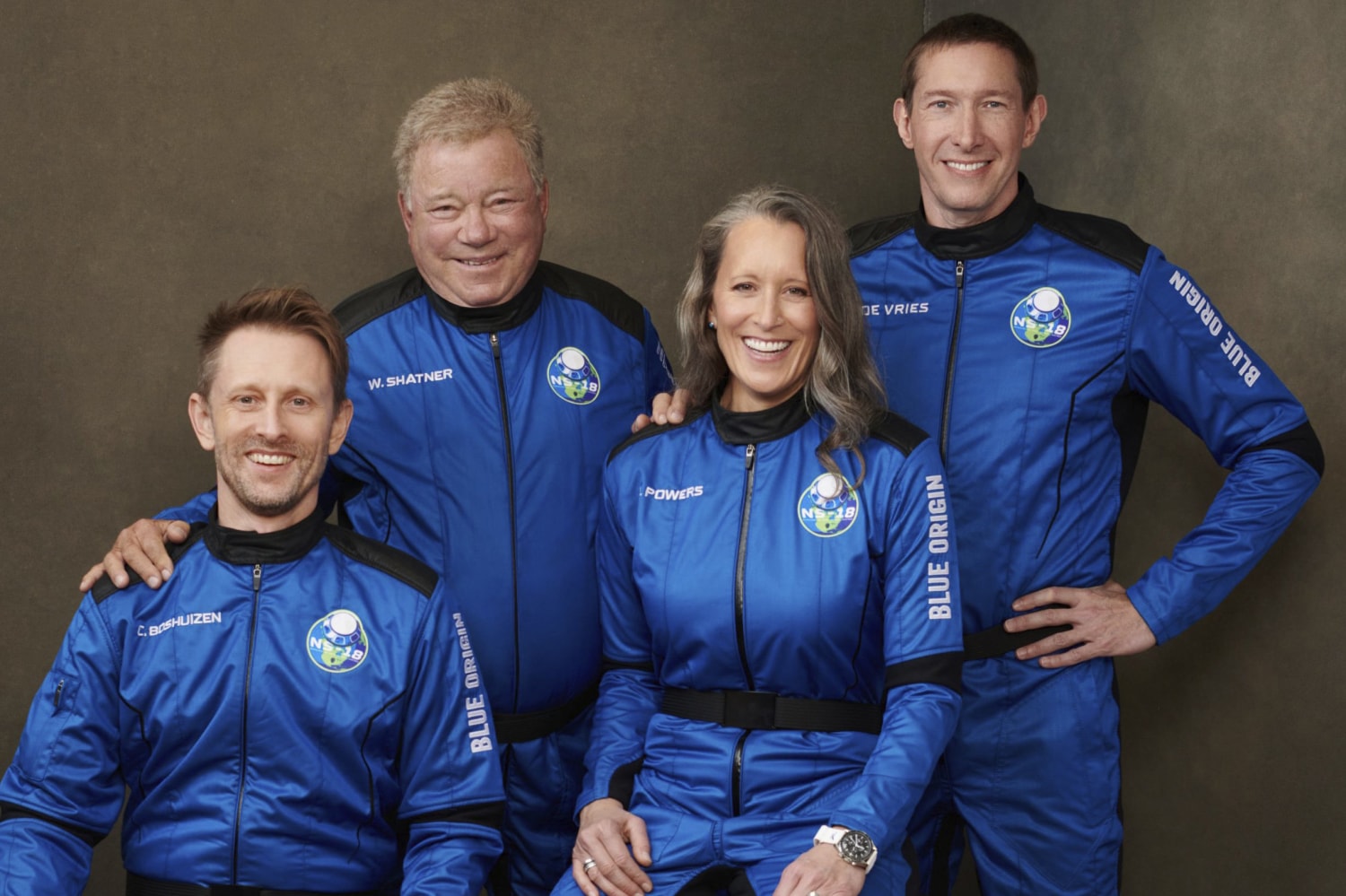 William Shatner: il Capitano Kirk completa il suo viaggio nello spazio grazie a Blue Origin