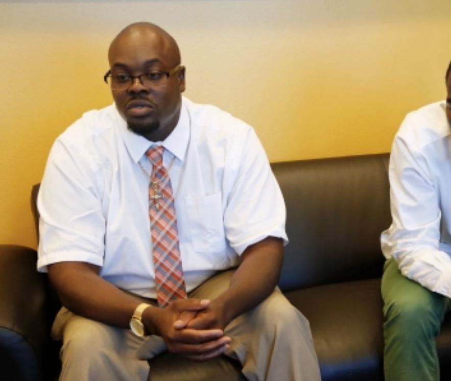 Tesla dovrà dare 130 mln di dollari ad un ex dipendente: persa la causa per razzismo e mobbing