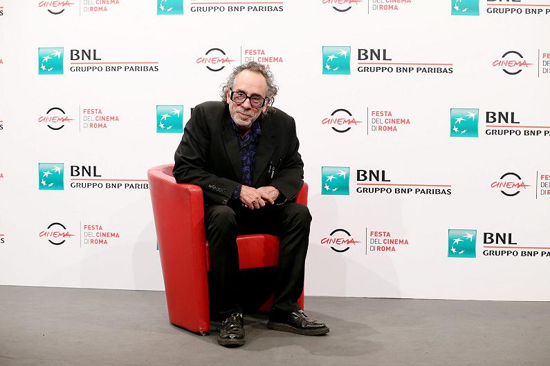 Tim Burton, l’incontro con il regista alla Festa del Cinema di Roma: “L’ultima esperienza con la Disney mi ha traumatizzato”