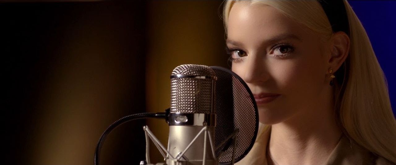 Ultima Notte A Soho: Anya Taylor-Joy canta la canzone dal film Downtown (Downtempo)