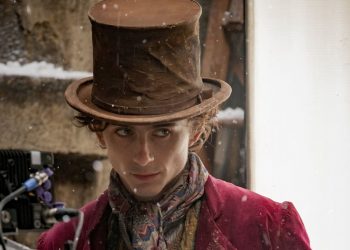 Willy Wonka: Timothée Chalamet nella prima foto in costume dal set