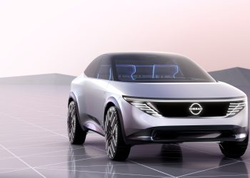 Nissan, dal 2030 in Europa solo auto elettriche: "non si torna più indietro"
