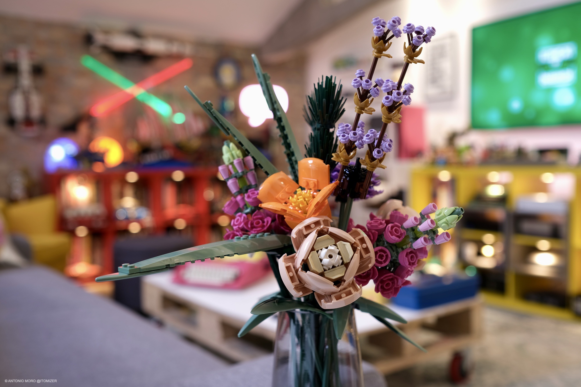 LEGO Botanical Collection: Bonsai, Bouquet di fiori e Uccello del Paradiso