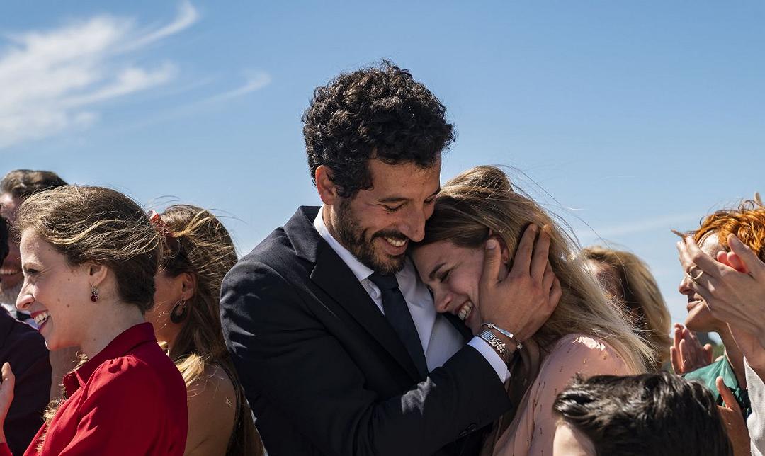 Nastri d’Argento 2022: A Casa tutti Bene e Le Fate Ignoranti migliori serie TV, tutti i premiati
