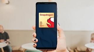 Moto Edge X30 sarà il primo smartphone con Snapdragon 8 Gen 1