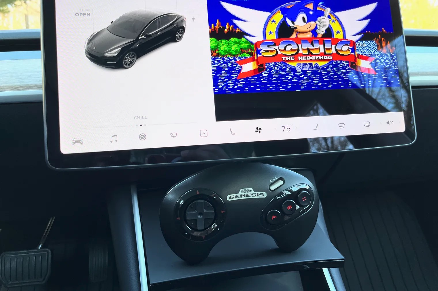Sonic: The Hedgehog è il prossimo gioco in arrivo sulle Tesla