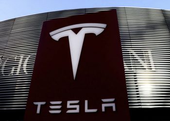 Tesla acquistarà spazi pubblicitari per la prima volta nella sua storia. Non è che c'entra Twitter?