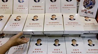 Amazon ha censurato alcune recensioni del libro di Xi Jinping, Presidente della Cina