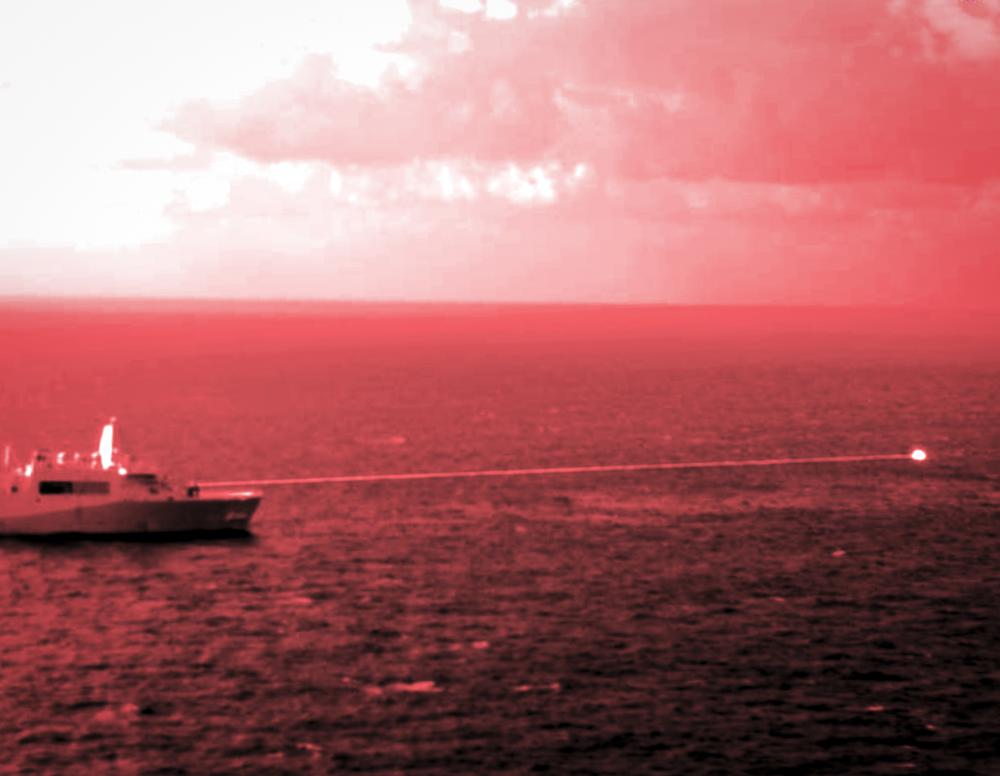La marina militare statunitense ha usato un cannone laser per neutralizzare un bersaglio