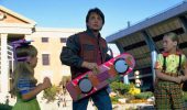 Ritorno al Futuro: il volopattino autografato da Michael J. Fox venduto a 506.000 dollari