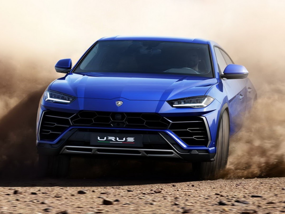 La Lamborghini Urus è l’auto più venduta della storia del brand di Sant’Agata