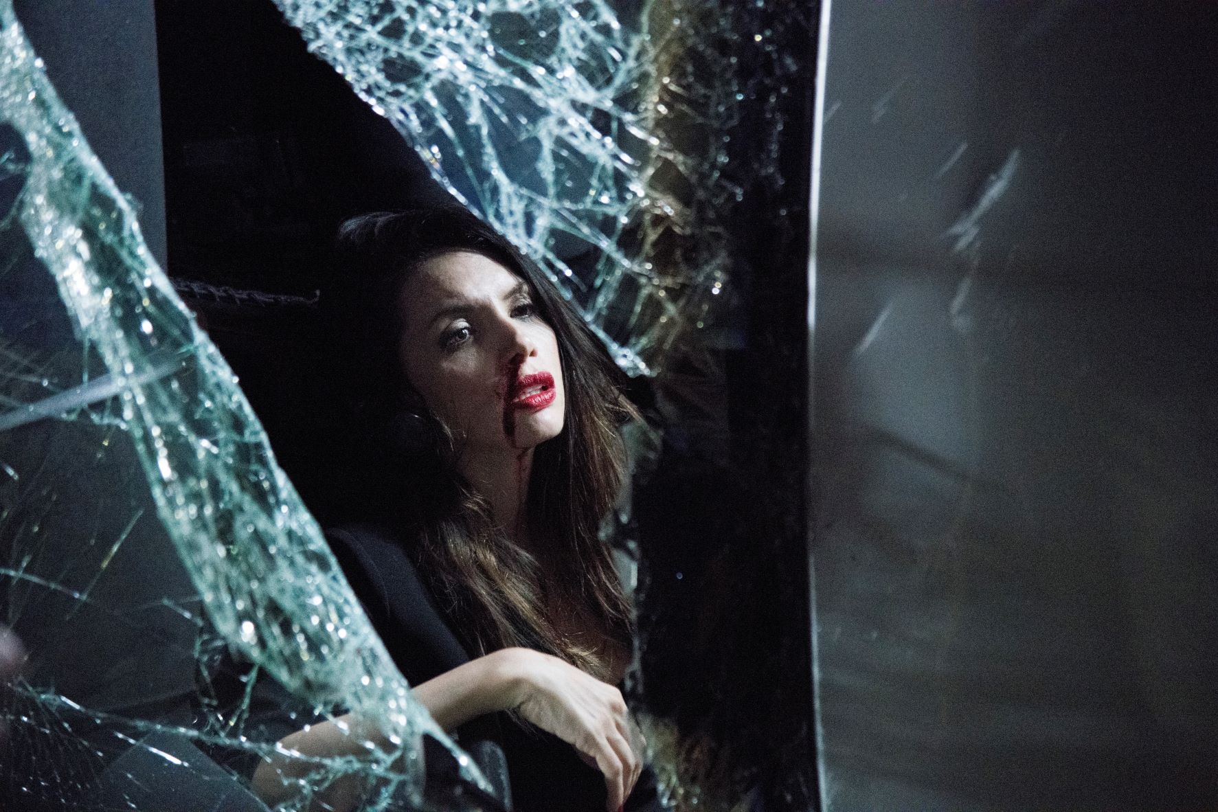 Occhiali neri: foto e sinossi ufficiali del nuovo film di Dario Argento