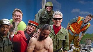 Jackass Forever: trailer italiano per il nuovo film con Johnny Knoxville