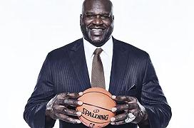 Shaquille O’Neal ha regalato 1.000 Playstation 5 ai bambini di una scuola