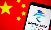 Olimpiadi Pechino 2022, i comitati agli atleti: "la Cina spierà i vostri smartphone, non portateli"