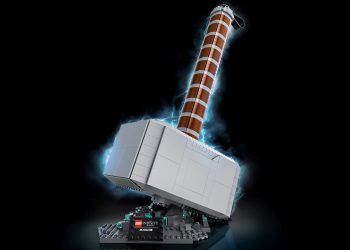 LEGO e Multiplayer.com: in esclusiva per l'Italia il martello di Thor