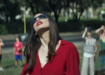Occhiali neri: nuove foto dal film di Dario Argento con Ilenia Pastorelli