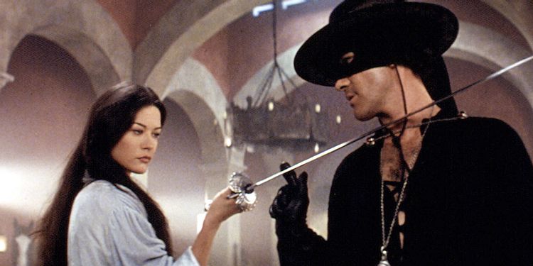 Zorro: Catherine Zeta-Jones passerebbe il testimone a  Lisette Olivera
