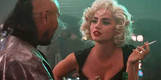 Blonde: il film su Marilyn Monroe con Ana De Armas sarà vietato ai minori di 17 anni