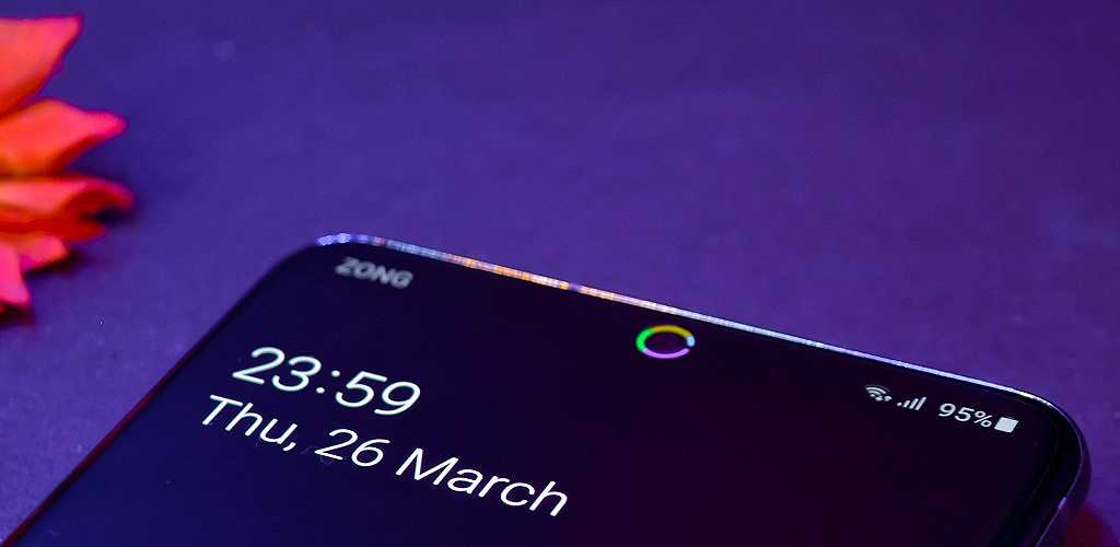 Google Pixel 6: un’app trasforma le fotocamere negli indicatori della batteria