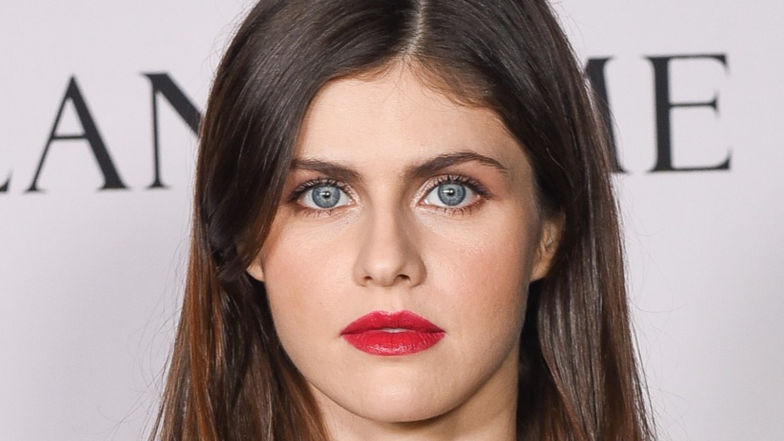 Mayfair Witches Cycle: Alexandra Daddario starring in the TV series as Rowan