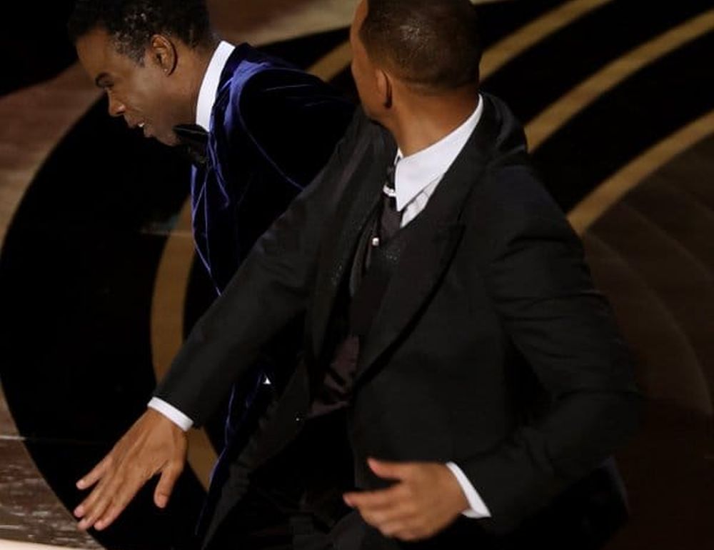 Will Smith bandito dagli Oscar per dieci anni: questa la decisione dell’Academy