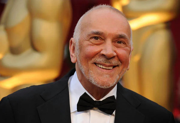 The Fall of the House of Usher: Frank Langella licenziato per molestie